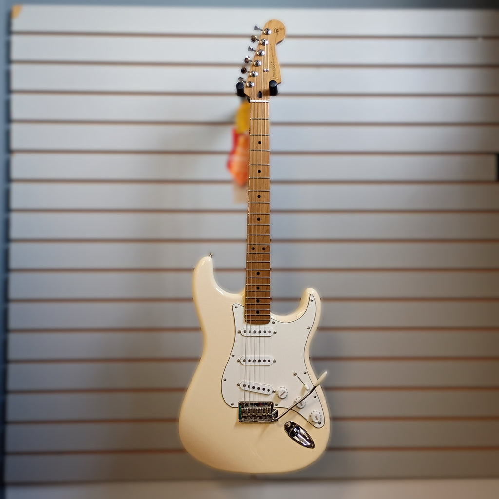 Fender Limited Edition Player II Stratocaster-Olympic White