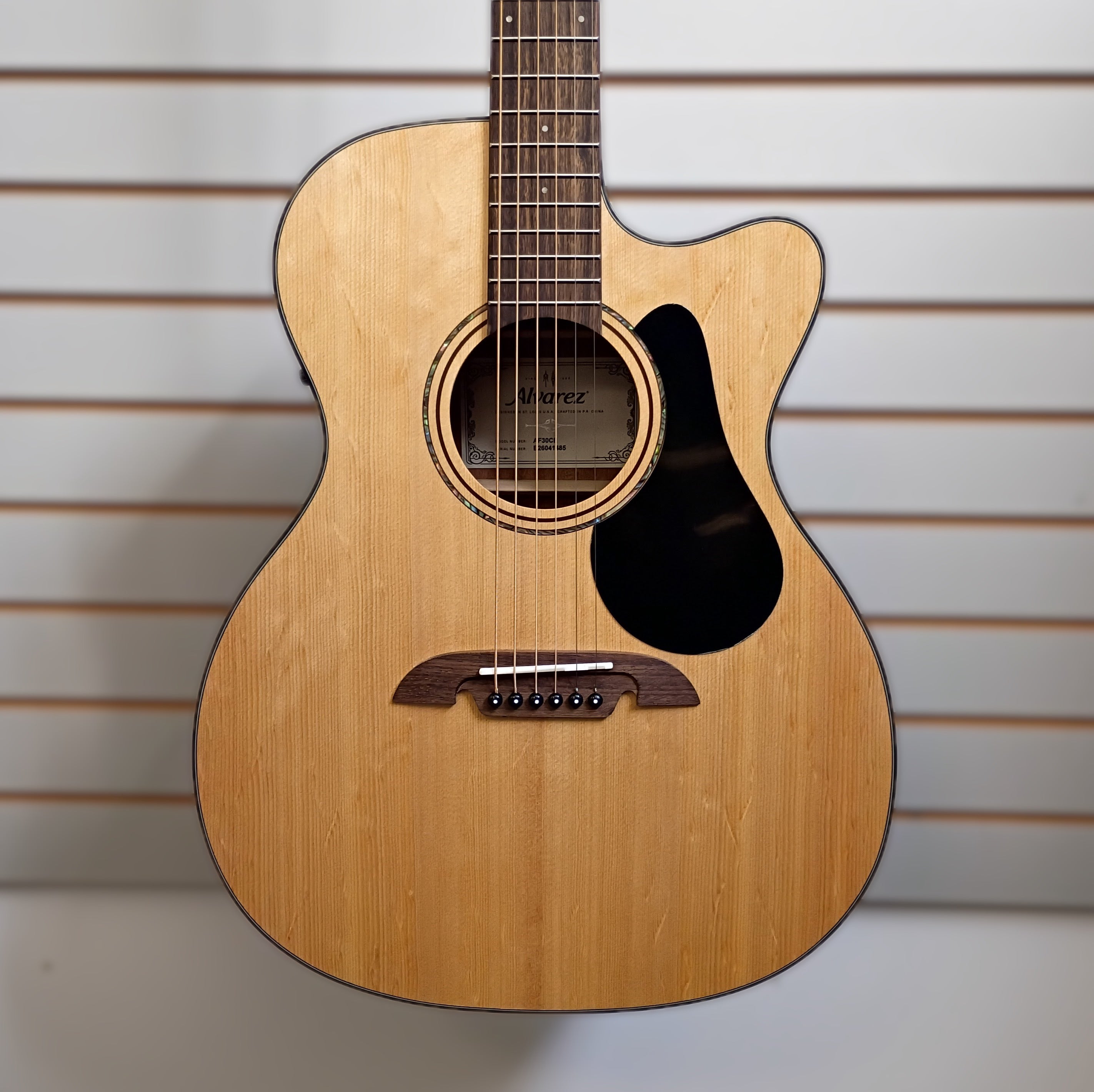 Alvarez AF30CE Artist OM Acoustic